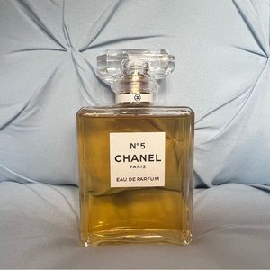 3.4 oz never used Chanel Paris Eau De Parfum N 5